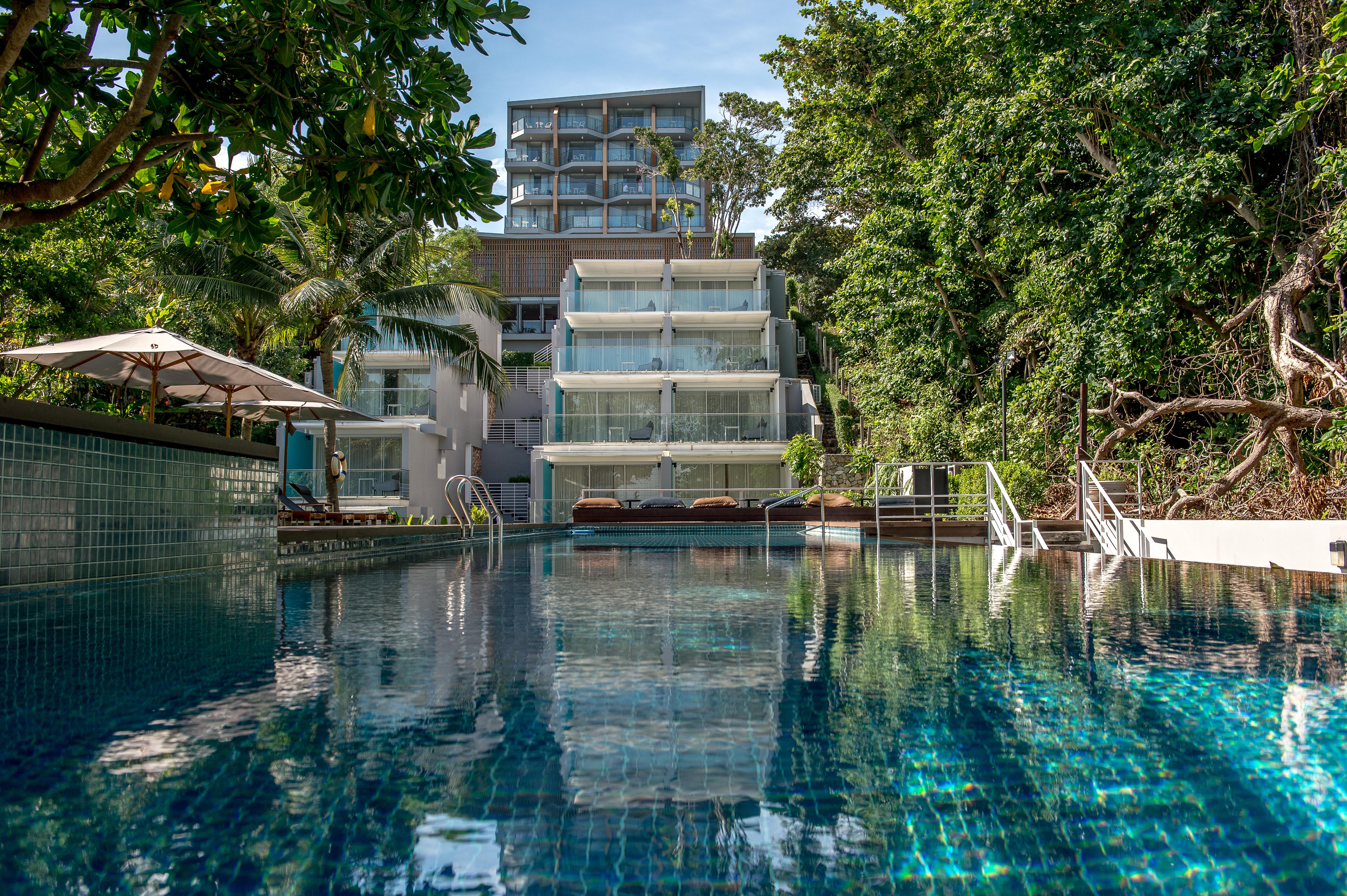 מאה פים Centara Q Resort Rayong מראה חיצוני תמונה